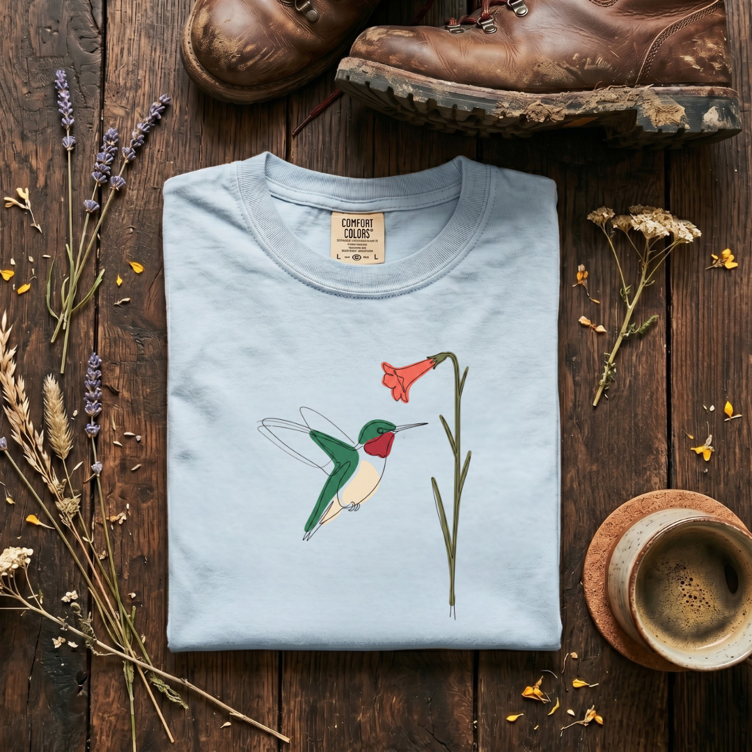 Ruby-throated Hummingbird - Modern Line T-Shirt