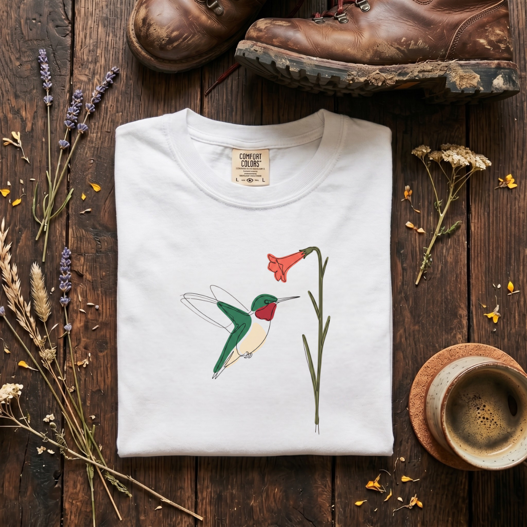 Ruby-throated Hummingbird - Modern Line T-Shirt